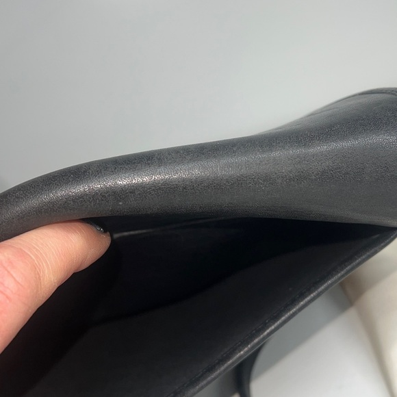 Coach Lindsay Black Leather Crossbody Bag - Picture 6 of 12